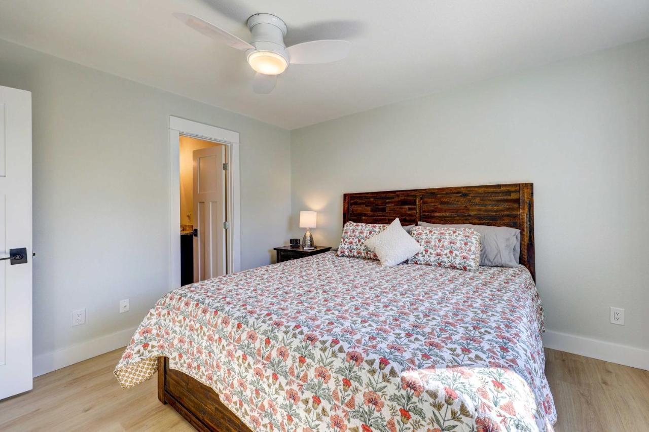 Chic Bentonville Home With Patio And Fire Pit! Eksteriør billede